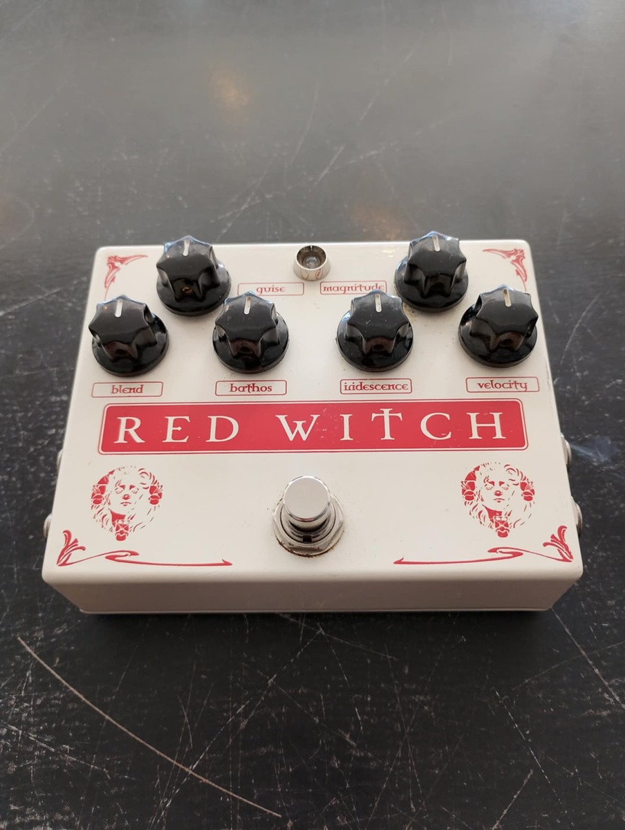 Music Gear Setup by fede_kempff featuring Red Witch Medusa Chorus and Tremolo Pedal