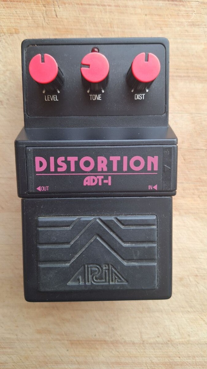 sacha_il_bove_show's music gear photo
