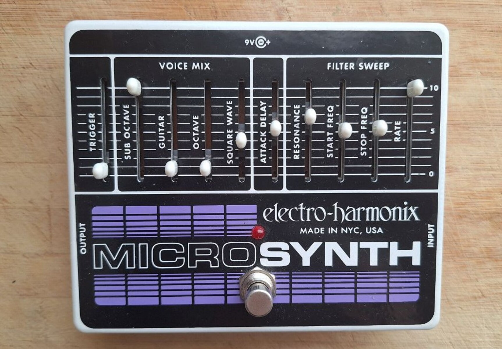 Pedalboard by sacha_il_bove_show featuring Electro-Harmonix Micro Synth XO