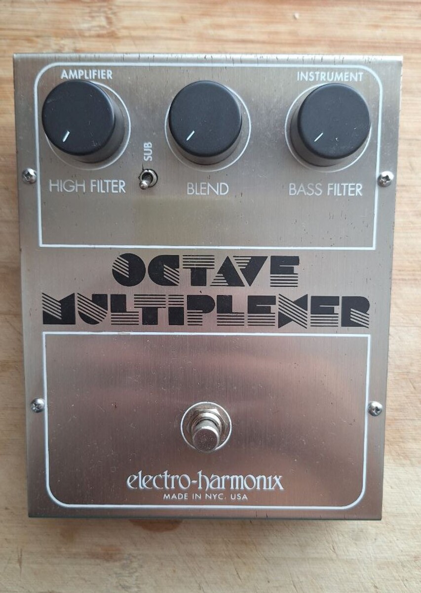 Studio Setup by sacha_il_bove_show featuring Electro-Harmonix Octave Multiplexer (NYC Reissue)