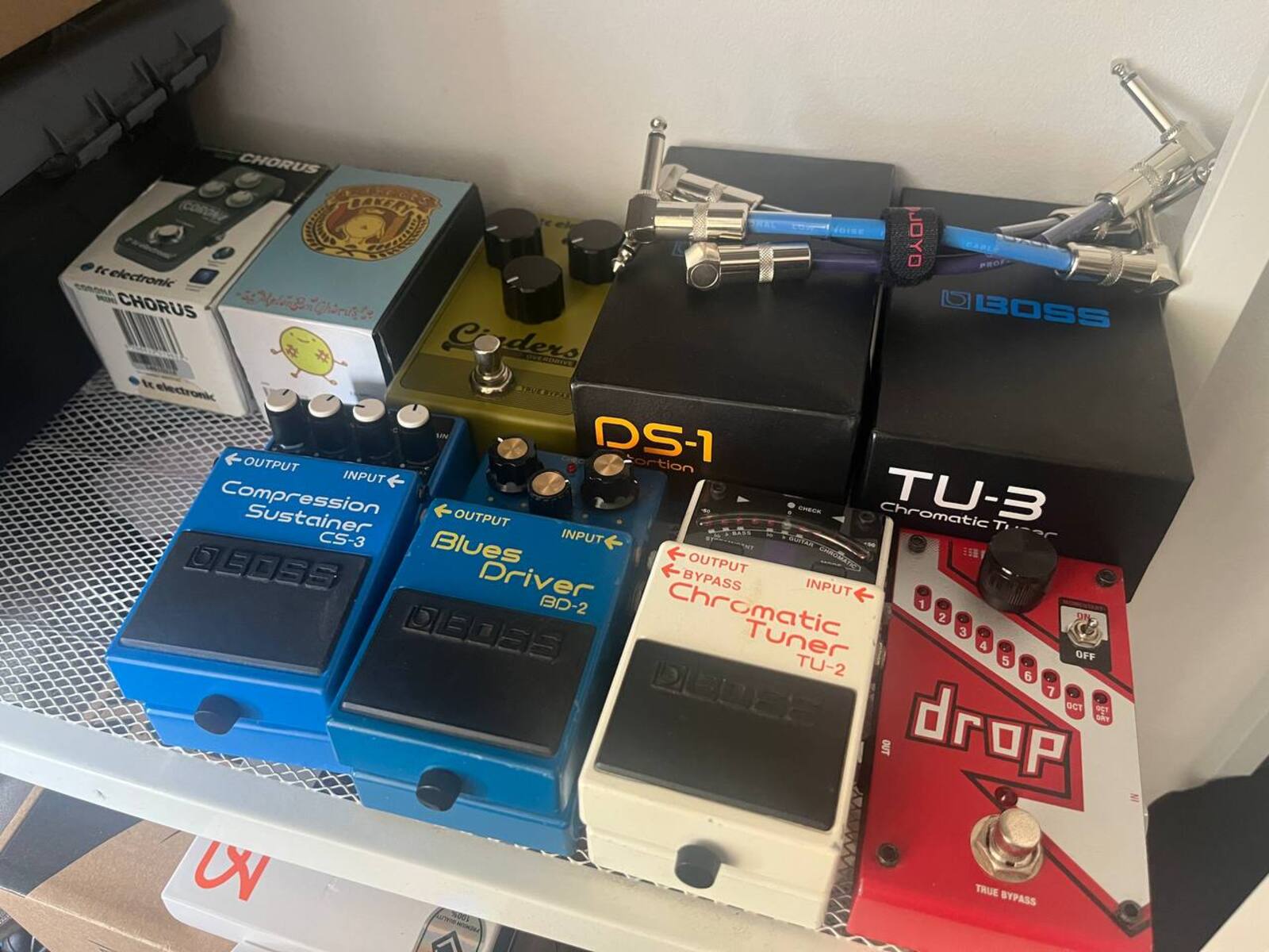 Boss Pedalboard by farhan_hakimi featuring DigiTech Drop, Boss DS-1 Distortion, and Boss TU-3 Chromatic Tuner and 5 more pieces of gear