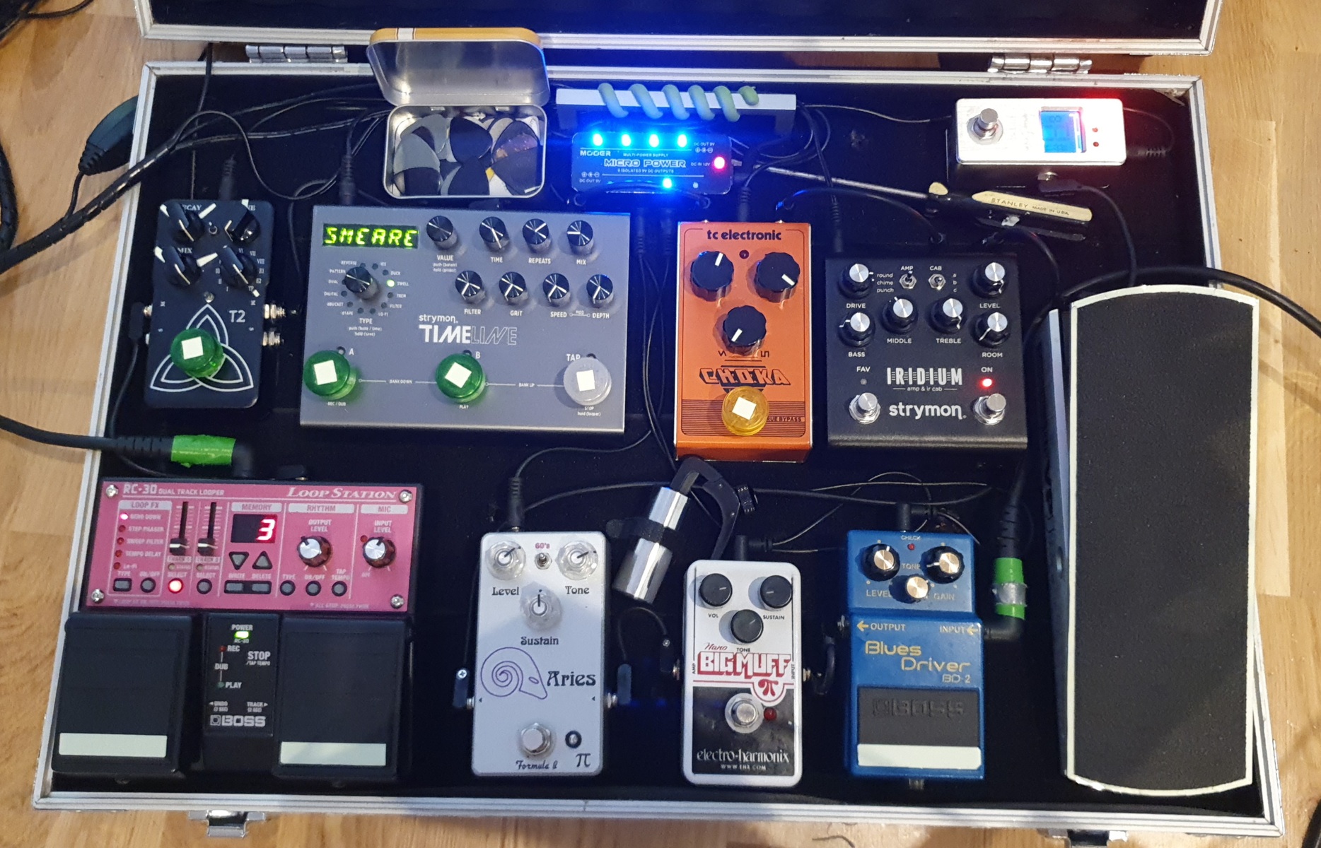 Pedalboard by umberto_padovan featuring Ernie Ball 6180 VP JR. Passive Volume Pedal, Boss BD-2 Blues Driver, and Electro-Harmonix Nano Big Muff Pi and 7 more pieces of gear