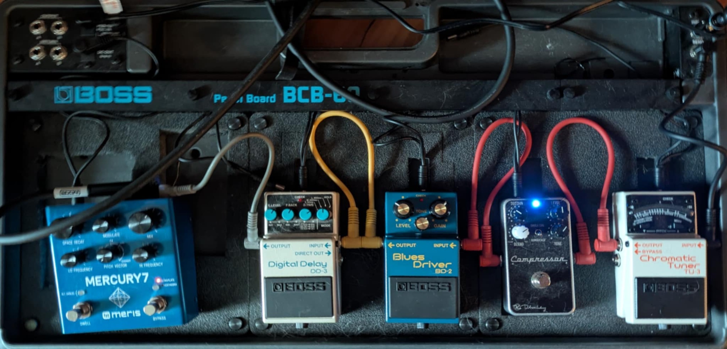 Boss Pedalboard by joldaxprime featuring Boss BD-2 Blues Driver, Meris Mercury7, and Boss DD-3 Digital Delay and 3 more pieces of gear