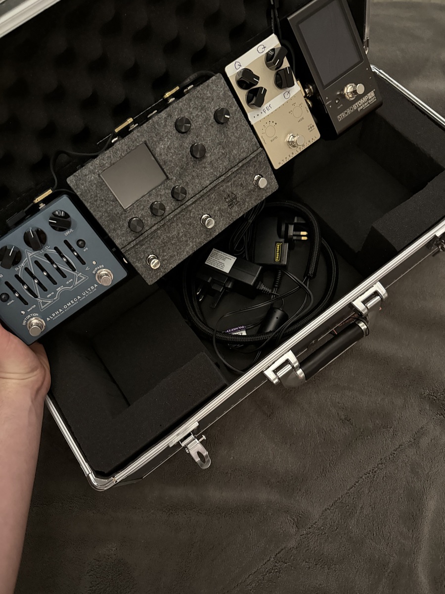 Metal Pedalboard by bassgreeny featuring Darkglass Electronics Dawner Prince Electronics Darkglass Alpha Omega Ultra Bass Pre-Distortion Pedal, Peterson StroboStomp HD, and Line 6 HX Stomp Guitar Multi-Effects Floor Processor and 2 more pieces of gear