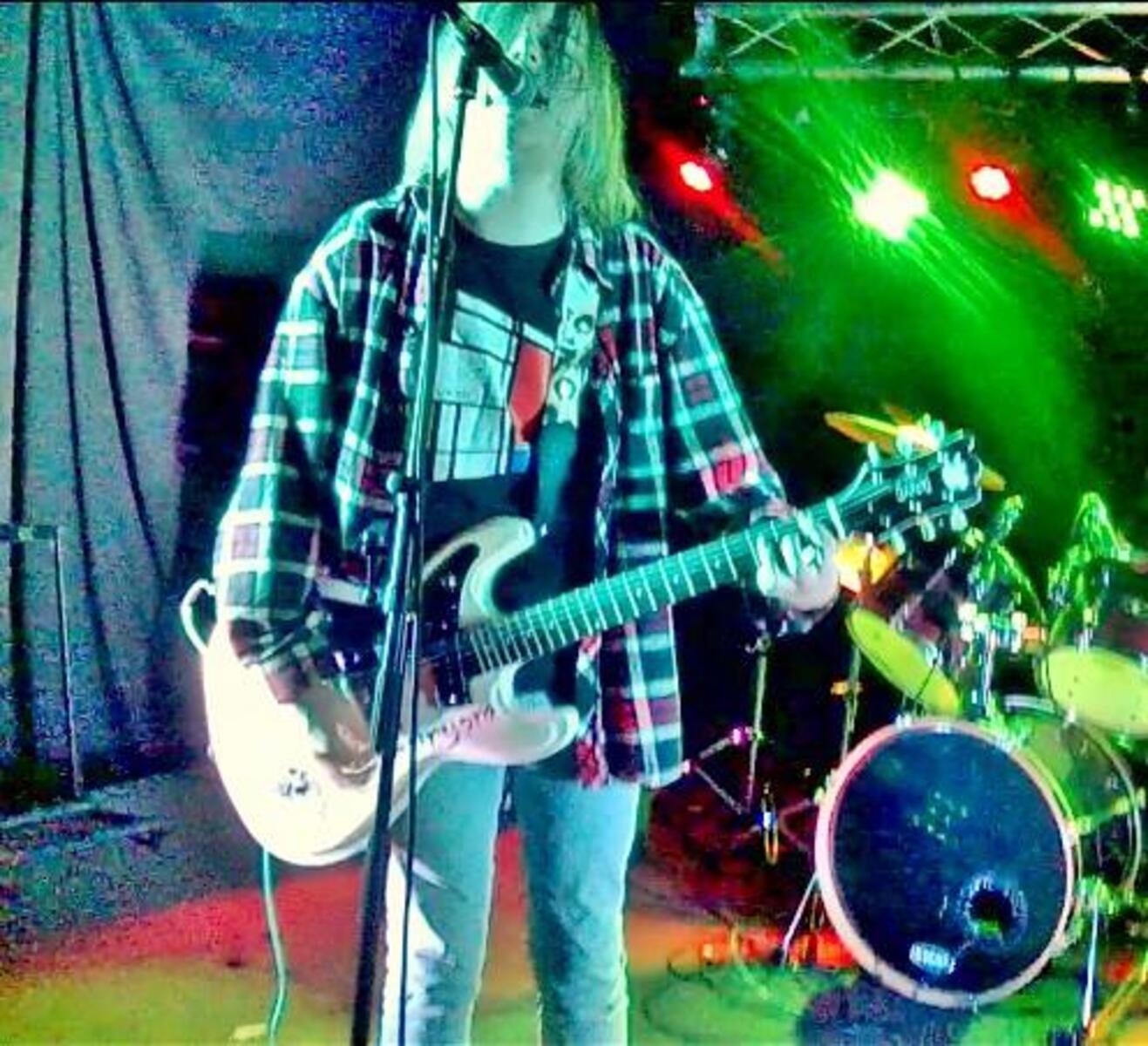 Music Gear Setup by batarakado featuring Eastwood Hi-Flyer PHASE 1 Left Handed