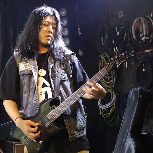 Photo of Ibanez Glaive