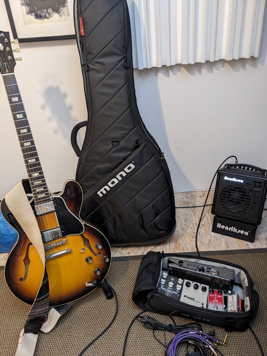 Country Pedalboard by mattiasbrahammar featuring Kingsley Page V2, Wampler Faux Tape Echo, and Hilton Electronics Pro Guitar Pedal and 5 more pieces of gear
