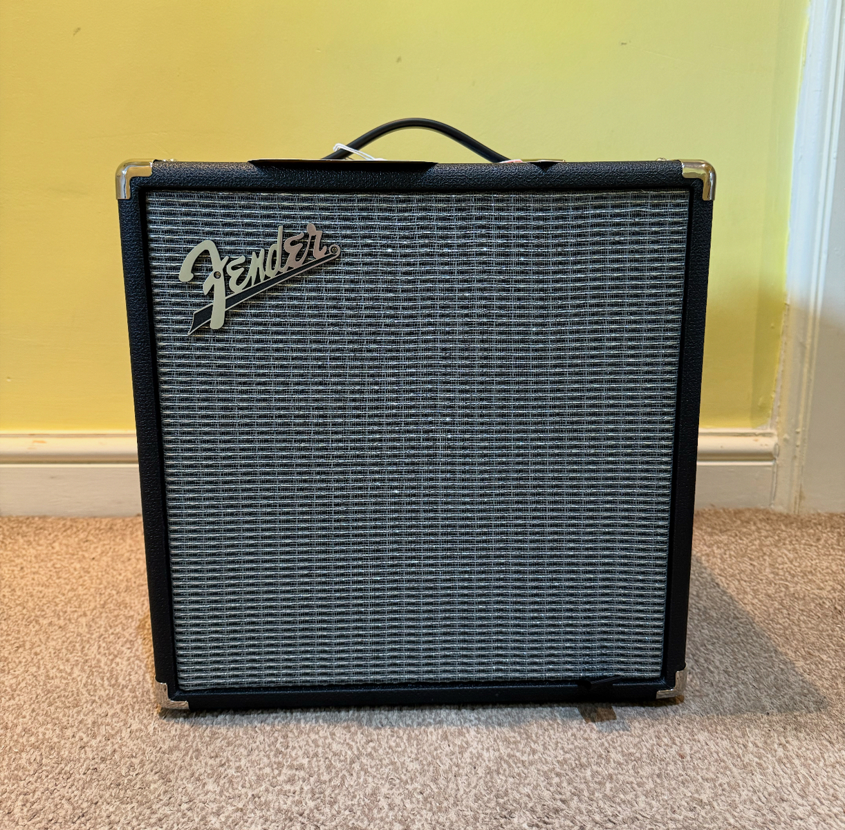 Amp Rig by jdmattinson featuring Fender Rumble 25