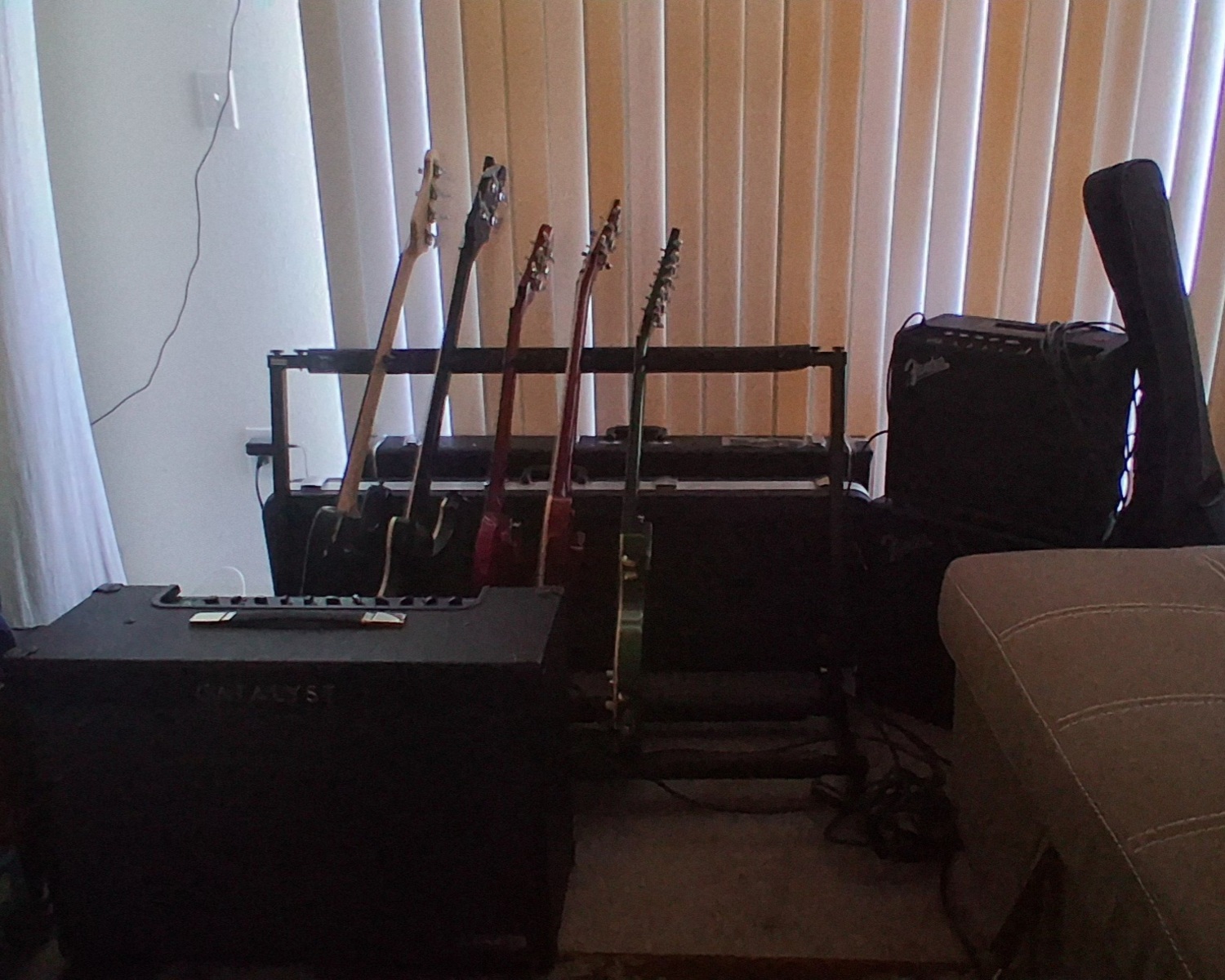 Amp Rig by pixelated featuring Line 6 Catalyst 200 2-Channel 200-Watt 2x12" Modeling Guitar Combo, Rickenbacker 4003, and Epiphone Limited-Edition Sg Special-I Electric Guitar and 4 more pieces of gear