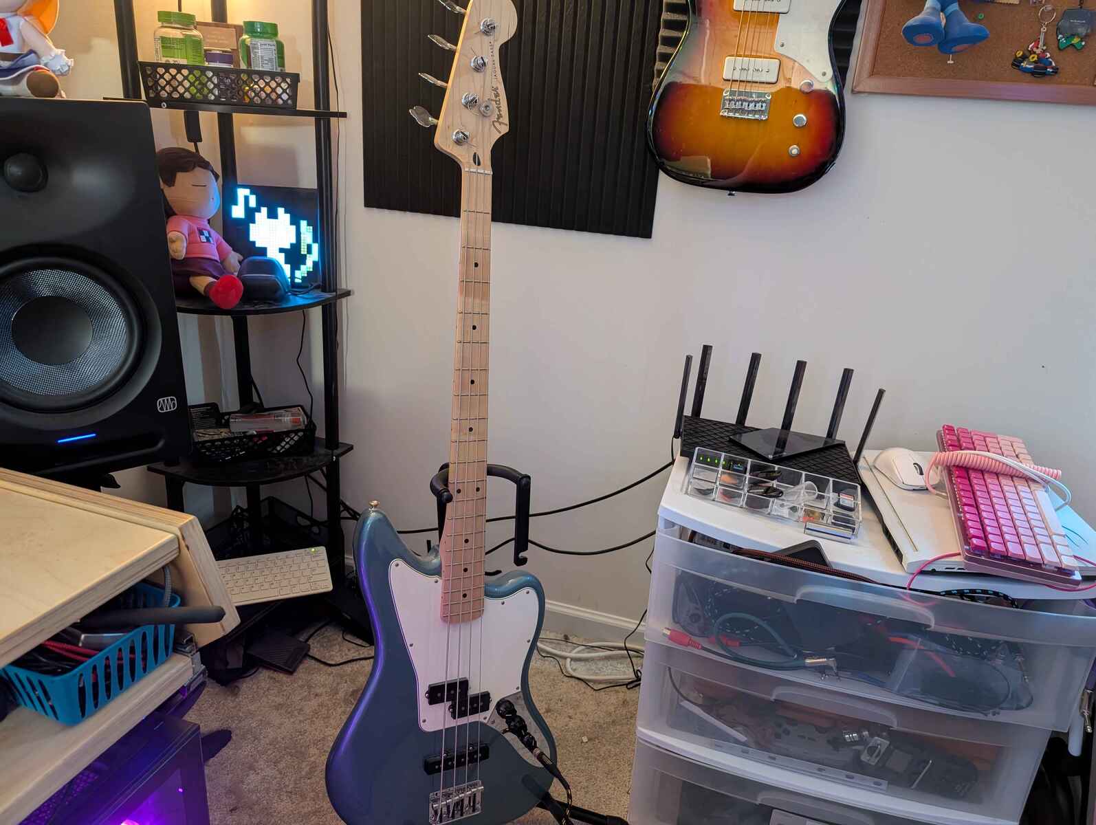 Music Gear Setup by bleepmusic featuring Fender Jaguar Bass