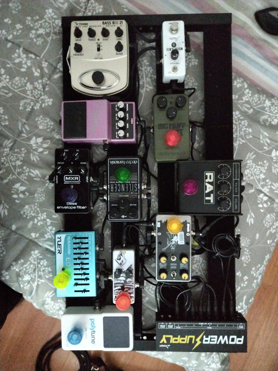 Pedalboard by extraterrestrialreptile featuring Rowin LEF-319 Noise Gate, Behringer V-Tone BDI 21 Bass Amp Modeler - Driver - DI, and Boss HF-2 Hi Band Flanger and 8 more pieces of gear