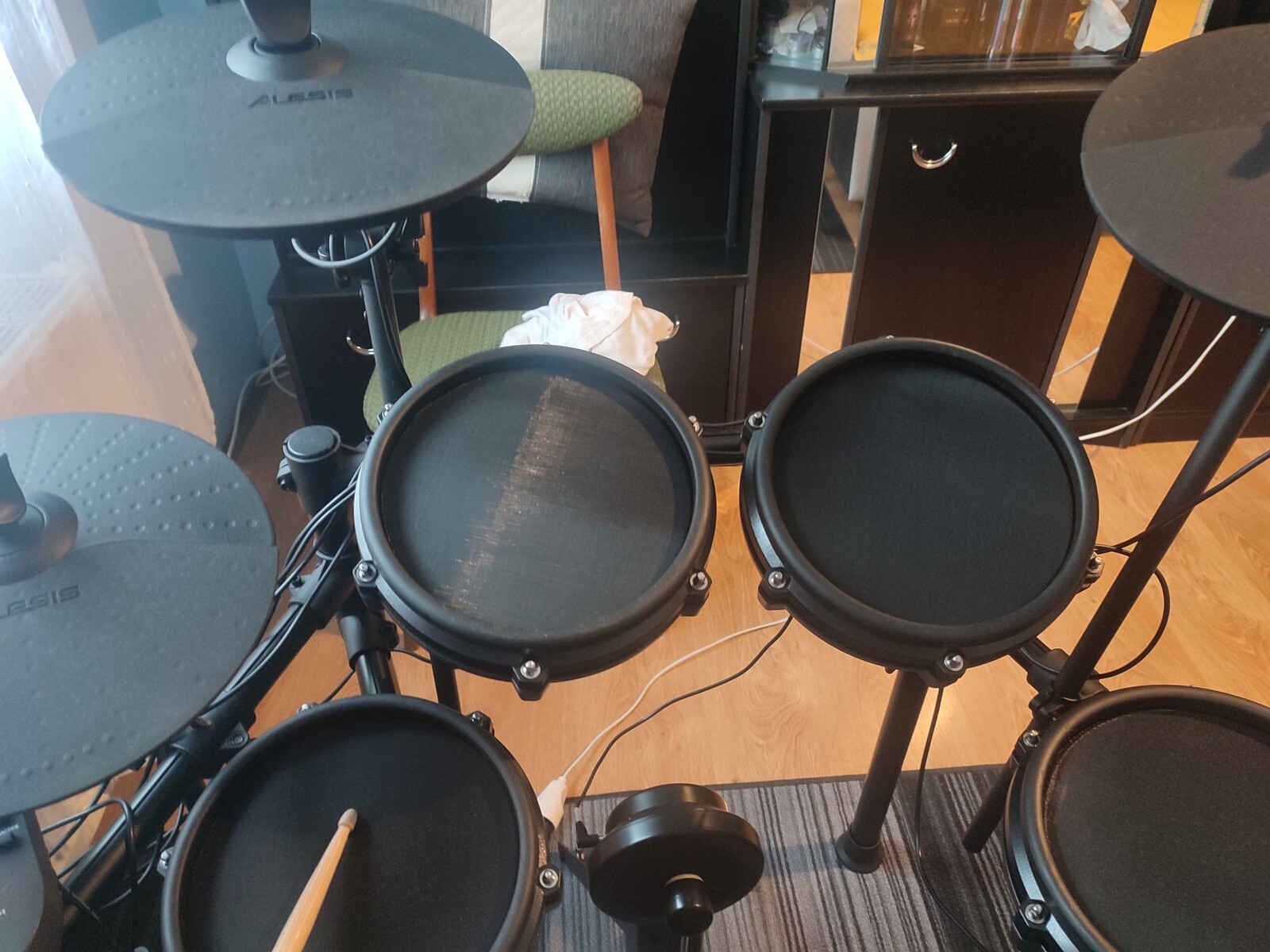 Drum Kit by luki98 featuring Alesis Nitro Mesh 8-Piece Electronic Drum Set