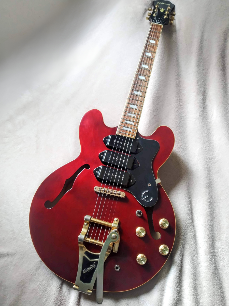 Music Gear Setup by eduardocardoso featuring Epiphone Riviera Custom P93