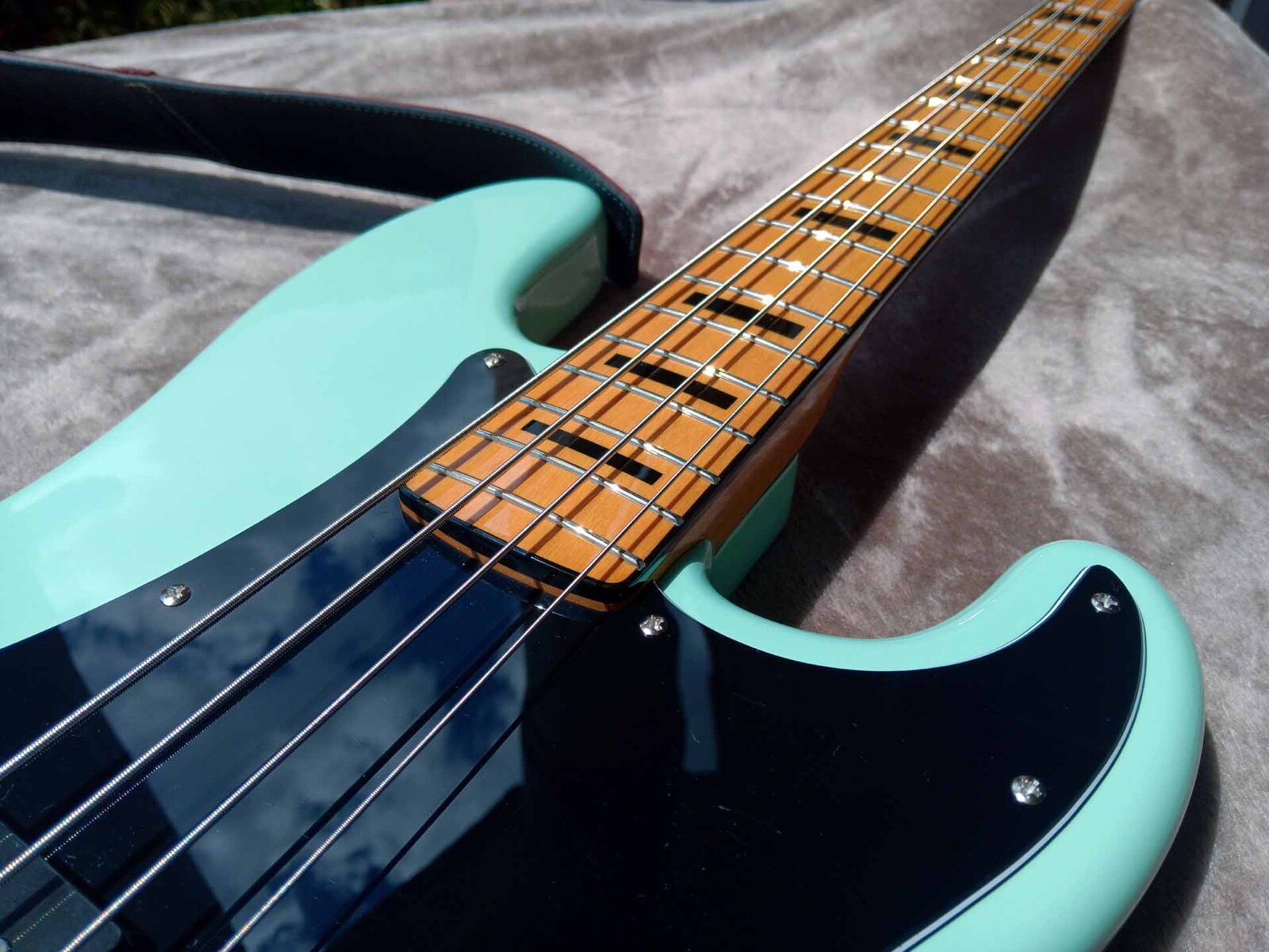 Music Gear Setup by jeremy_crockett featuring Squier Limited-Edition Classic Vibe ‘70s Precision Bass Guitar