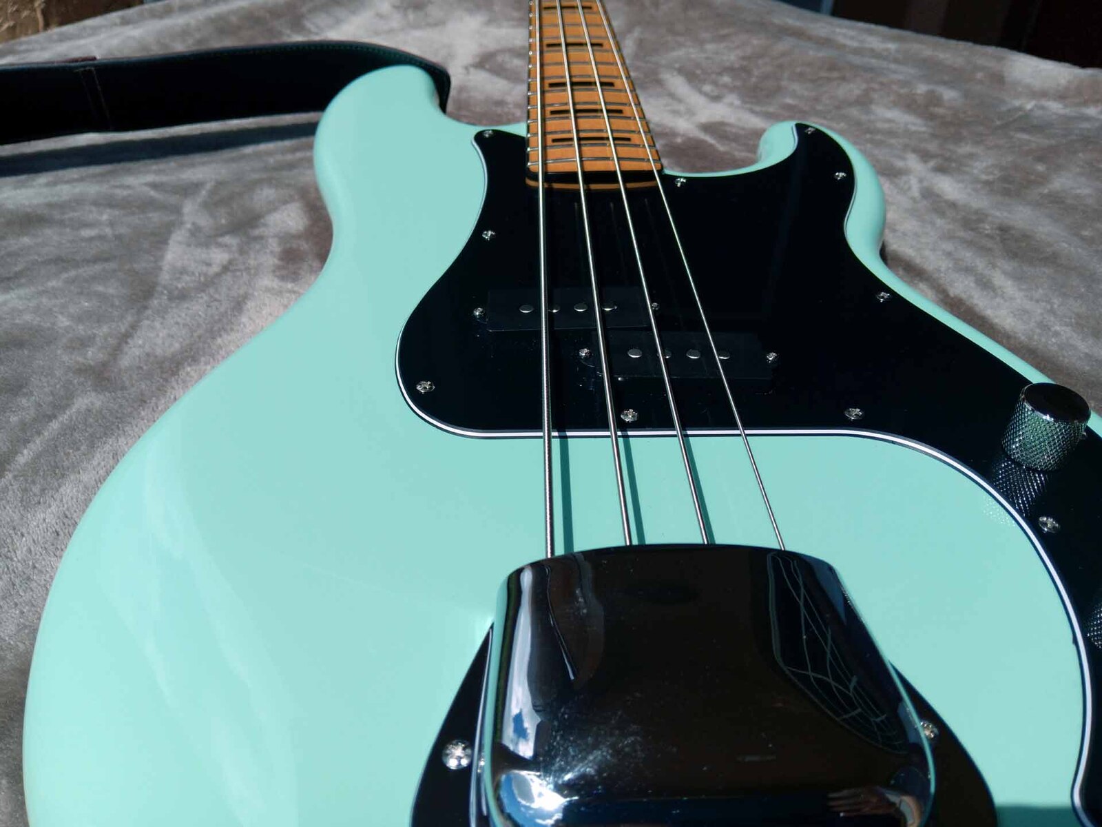 Music Gear Setup by jeremy_crockett featuring Squier Limited-Edition Classic Vibe ‘70s Precision Bass Guitar