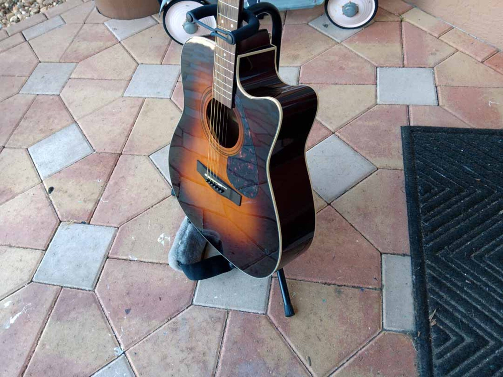 Music Gear Setup by jeremy_crockett featuring Yamaha FX335C Dreadnought Acoustic-Electric Guitar