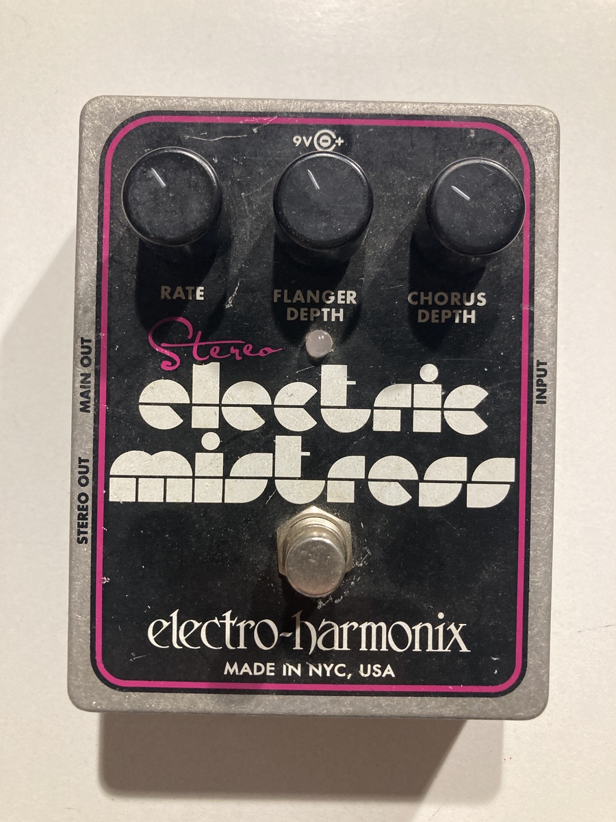 Pedalboard by alecani featuring Electro-Harmonix Stereo Electric Mistress
