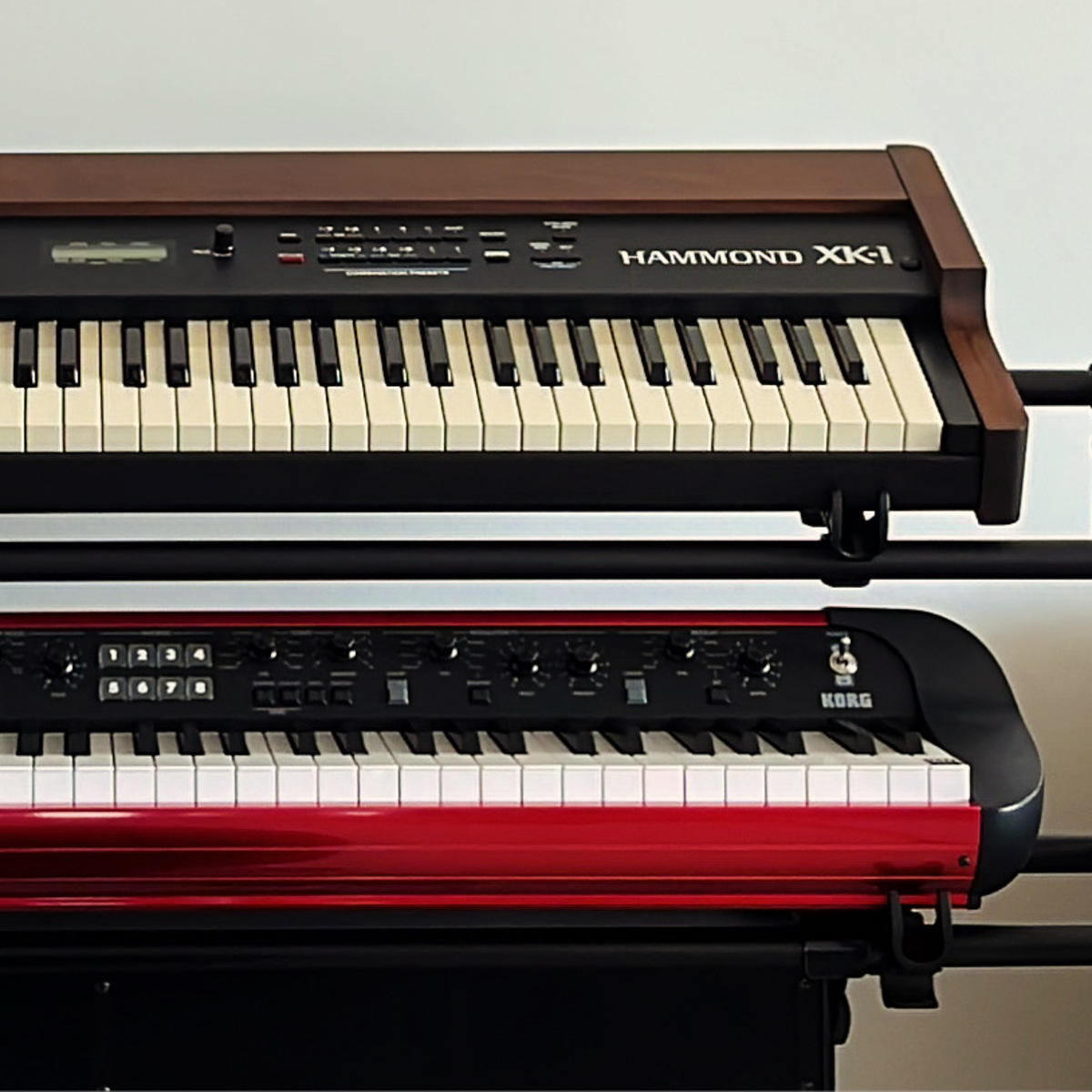 Korg Music Gear Setup by kleimermartins featuring Hammond XK-1 and Korg SV1-73BK