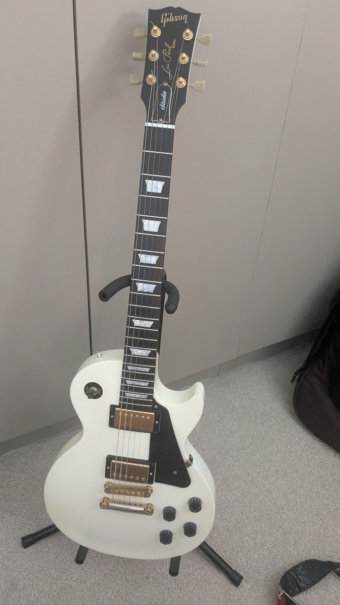 Music Gear Setup by woodenhut featuring Gibson Les Paul