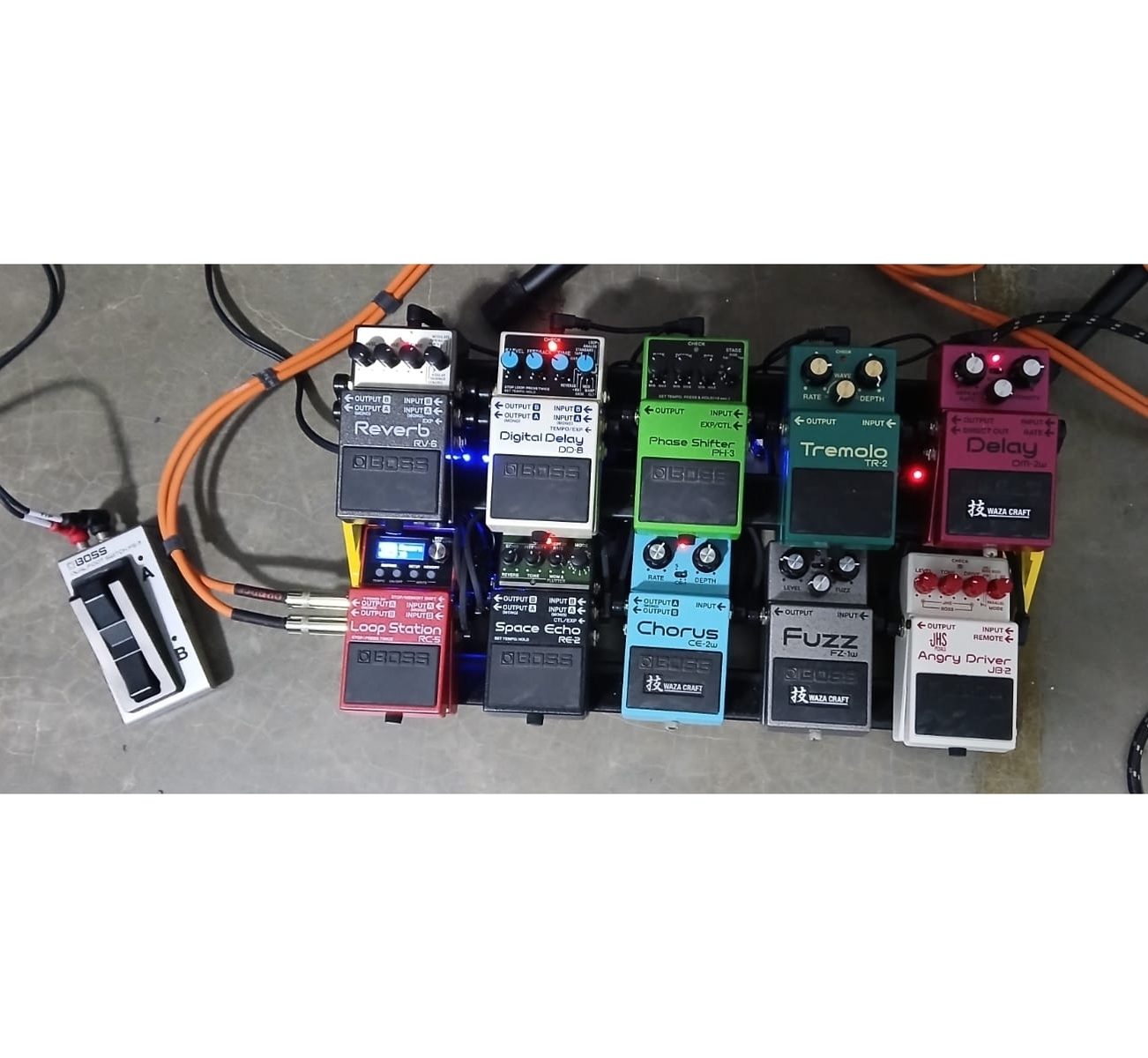 Boss Pedalboard by el_monje featuring Boss RV-6 Reverb, Boss DD-8 Digital Delay, and Boss PH-3 Phase Shifter and 14 more pieces of gear