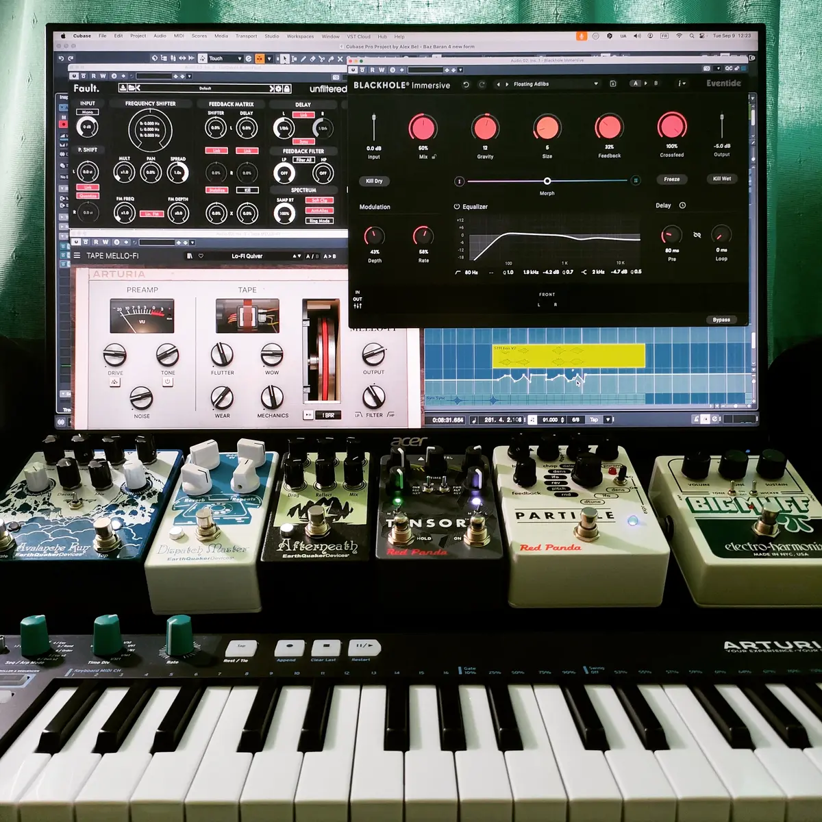 EarthQuaker Devices Pedalboard by alex_bel featuring Arturia Keystep Black Edition, Electro-Harmonix Big Muff Pi with Tone Wicker, and Red Panda Lab Particle and 4 more pieces of gear