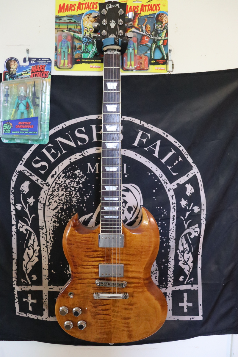 Music Gear Setup by pillowpants featuring Gibson SG Left Handed 2018