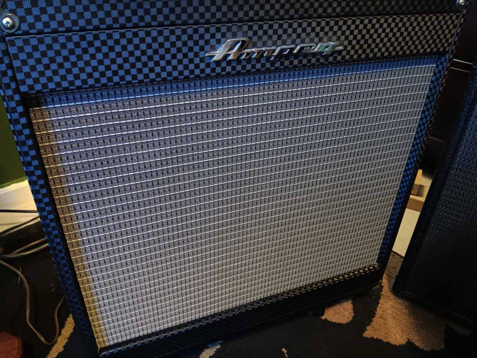Amp Rig by jeremy_crockett featuring Ampeg Portaflex PF115HE