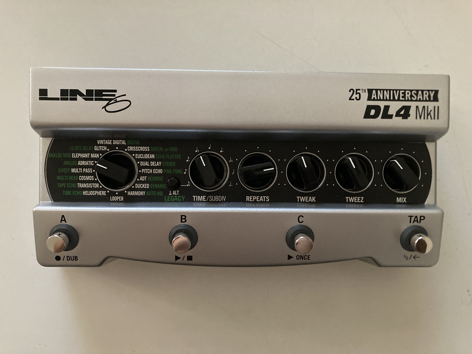 Pedalboard by alecani featuring Line 6 DL4 MkII