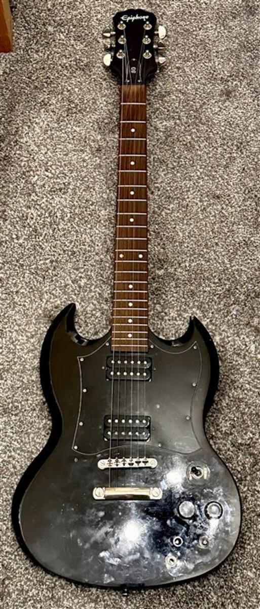 Music Gear Setup by drw72 featuring Epiphone SG Special