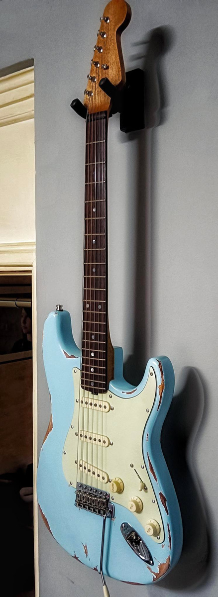 Music Gear Setup by trifuntlo featuring Fender Stratocaster 1964