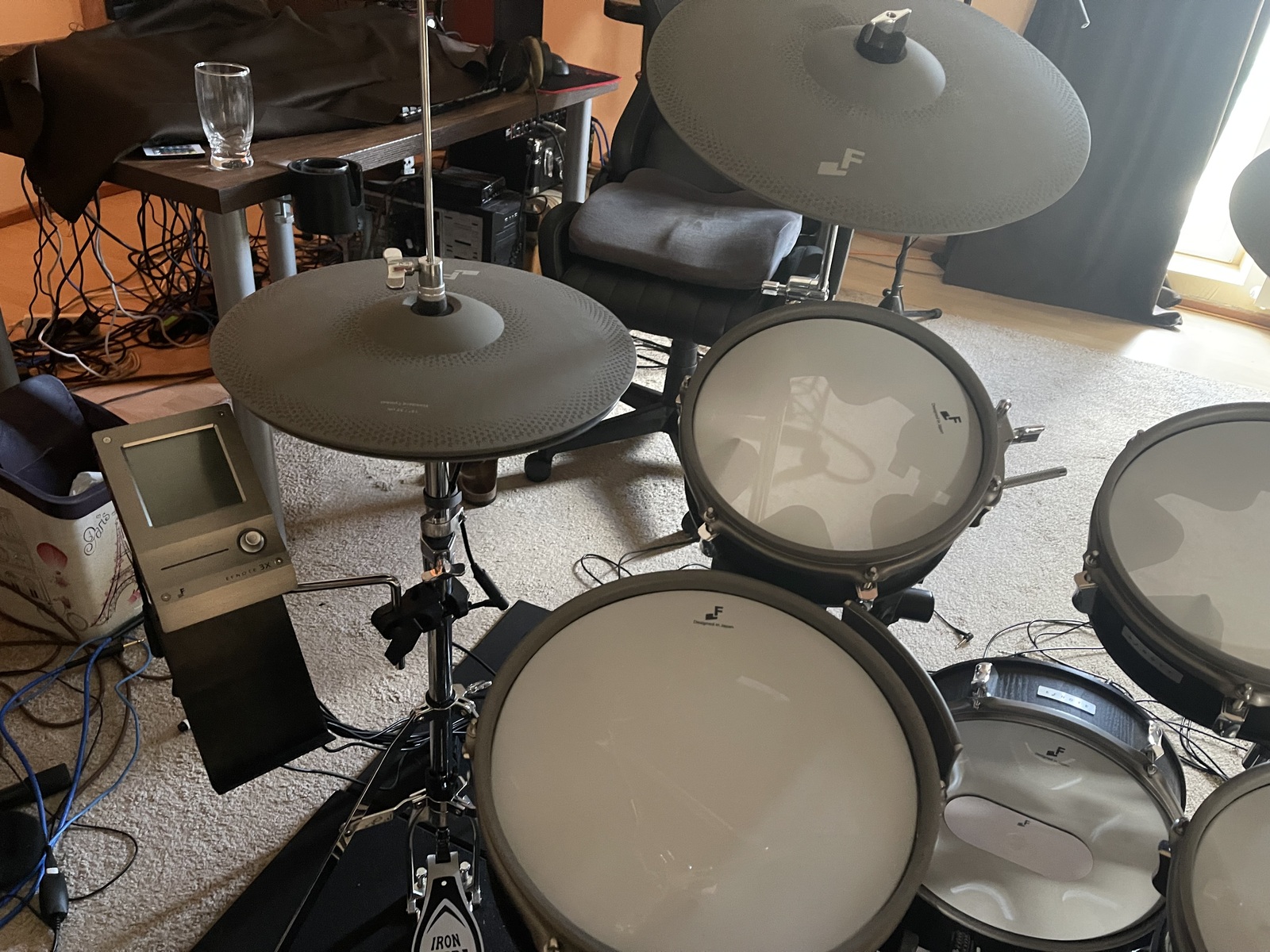 Drum Kit by trifuntlo featuring Tama Iron Cobra 200 serieis Hi-Hat Stand