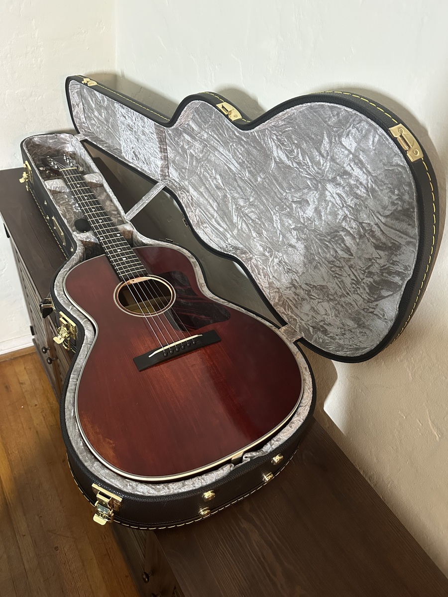 Music Gear Setup by edgedancer featuring Eastman E10OOSS/V Acoustic Guitar