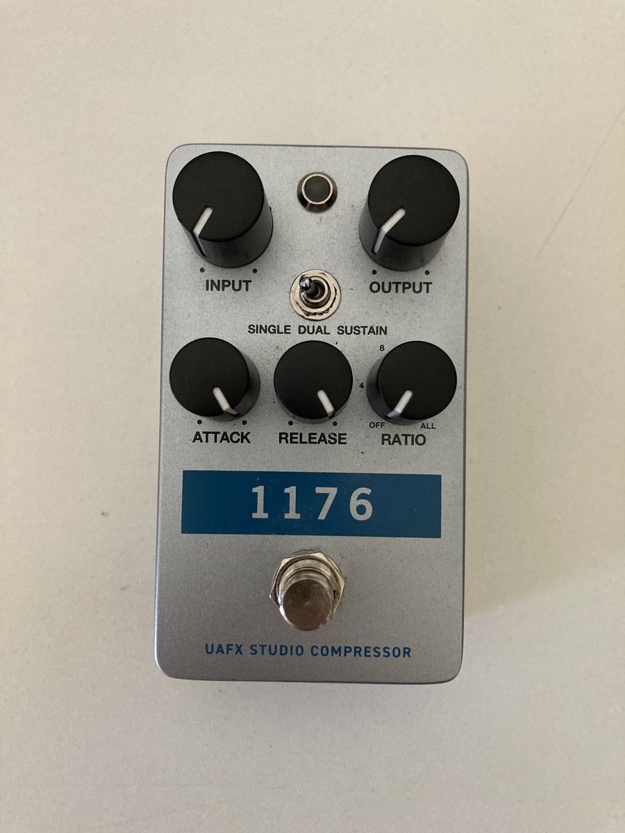 Pedalboard by alecani featuring Universal Audio UAFX 1176 Studio Compressor Pedal
