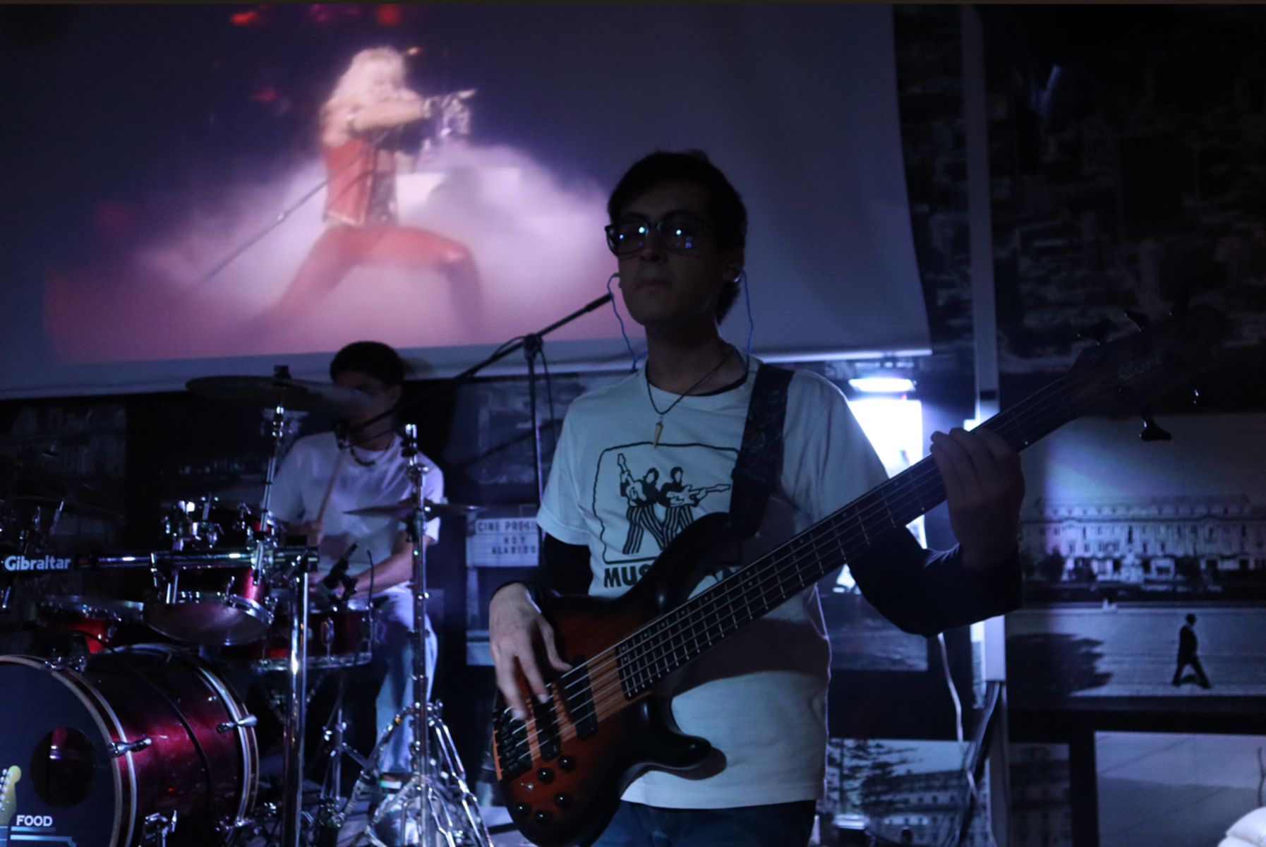 Ampeg Bass Rig by fernandobass1240 featuring Cort C5 Plus ZBMH and Ampeg BA115