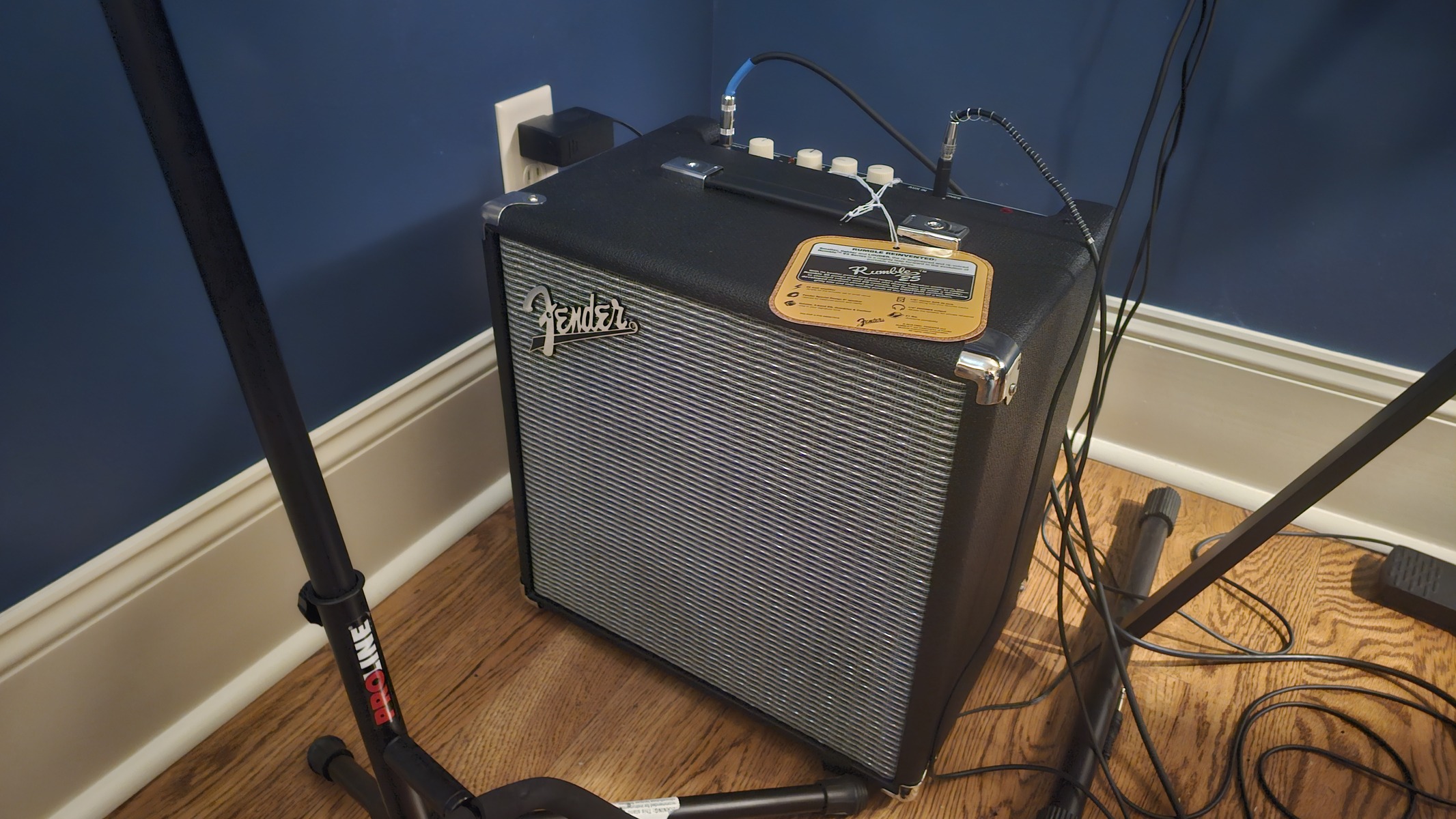 Studio Setup by the_atomicpunk featuring Fender Rumble 25