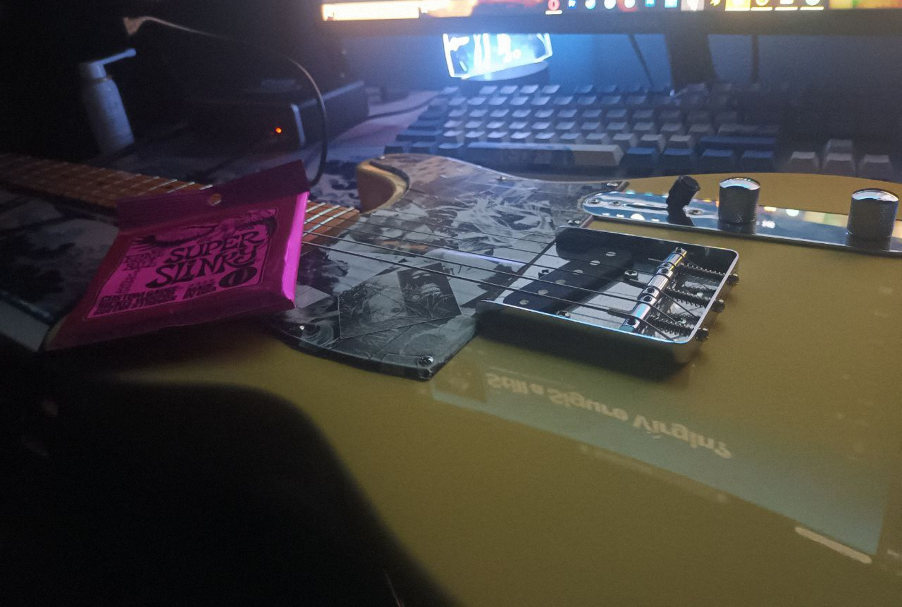 Metal Music Gear Setup by kir_aoi featuring Jet Guitars JT-350 and Ernie Ball Super Slinky Guitar Strings (9-42)