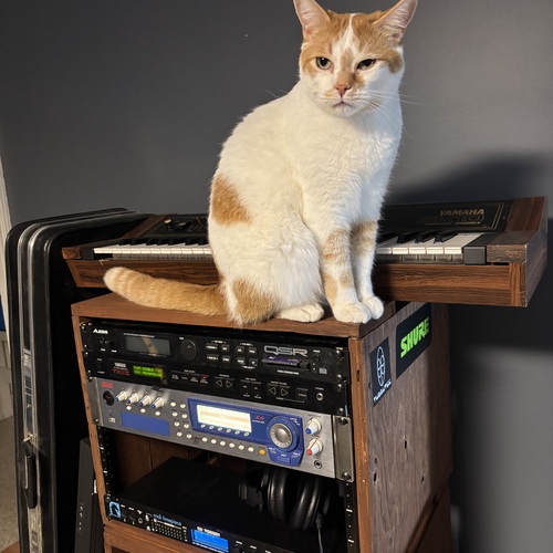 Photo of Akai Z4 and more gear