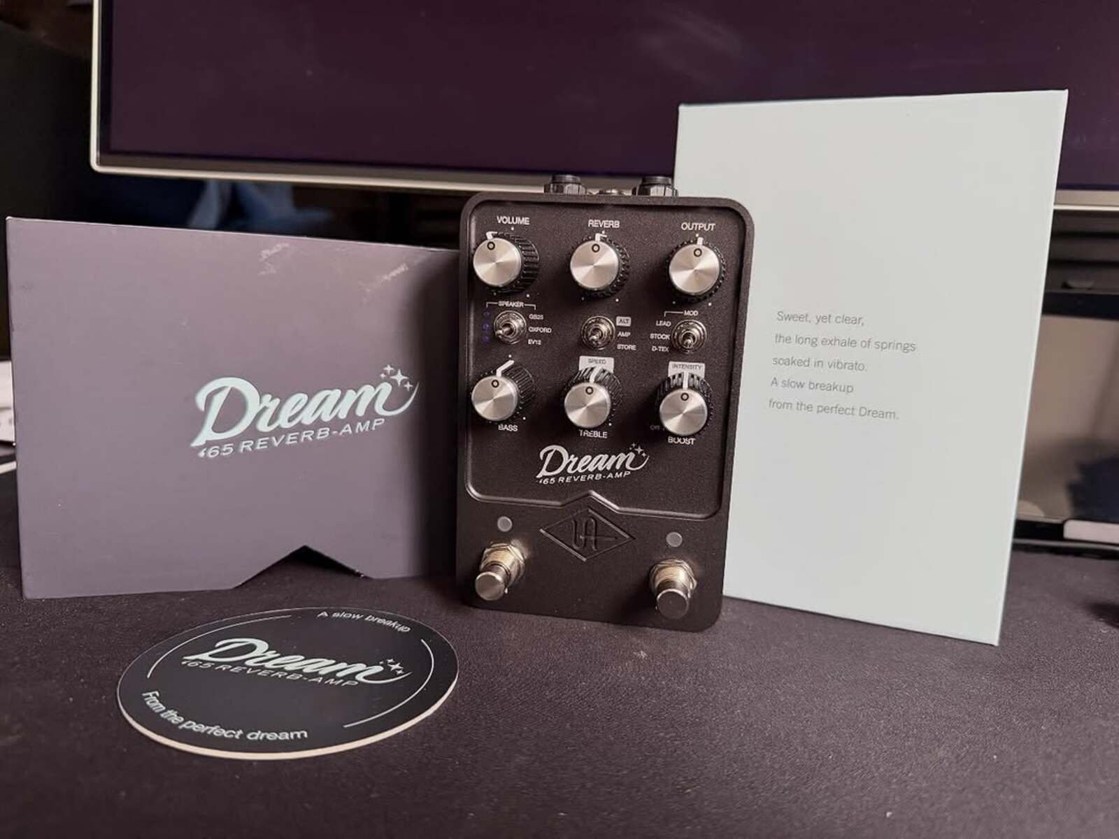 Country Pedalboard by diobedot featuring Universal Audio Dream '65 Reverb Amplifier