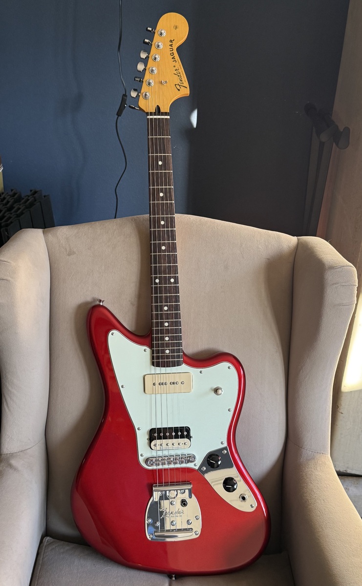 Music Gear Setup by rocke031 featuring Fender MIJ FSR  Jean-Ken Jaguar