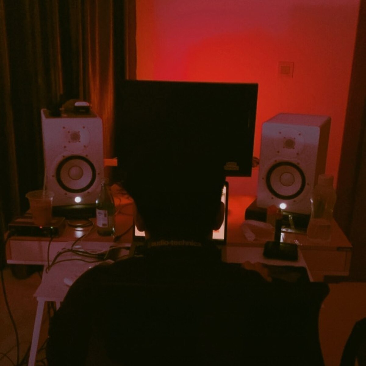 Electronic Studio Setup by tsouttt featuring Yamaha HS5 5" Powered Studio Monitor (Pair), Apple MacBook Pro (General), and Focusrite Scarlett 2i2