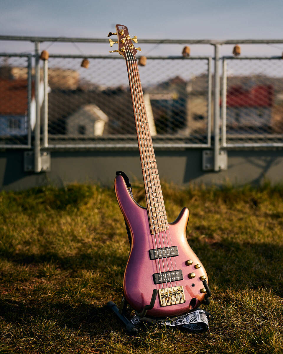 Music Gear Setup by lorant_gulyas featuring Ibanez SR305EDX 5-string Electric Bass