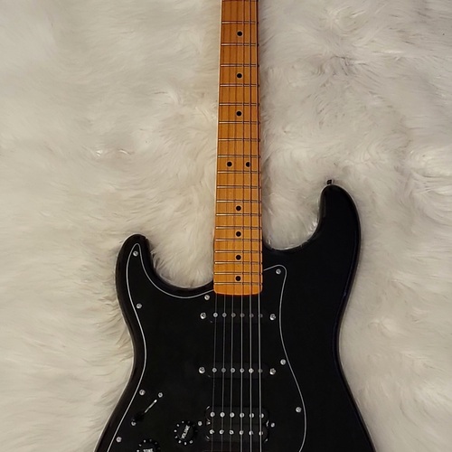 Squier Classic Vibe '70s Stratocaster HSS - What To Know & Where