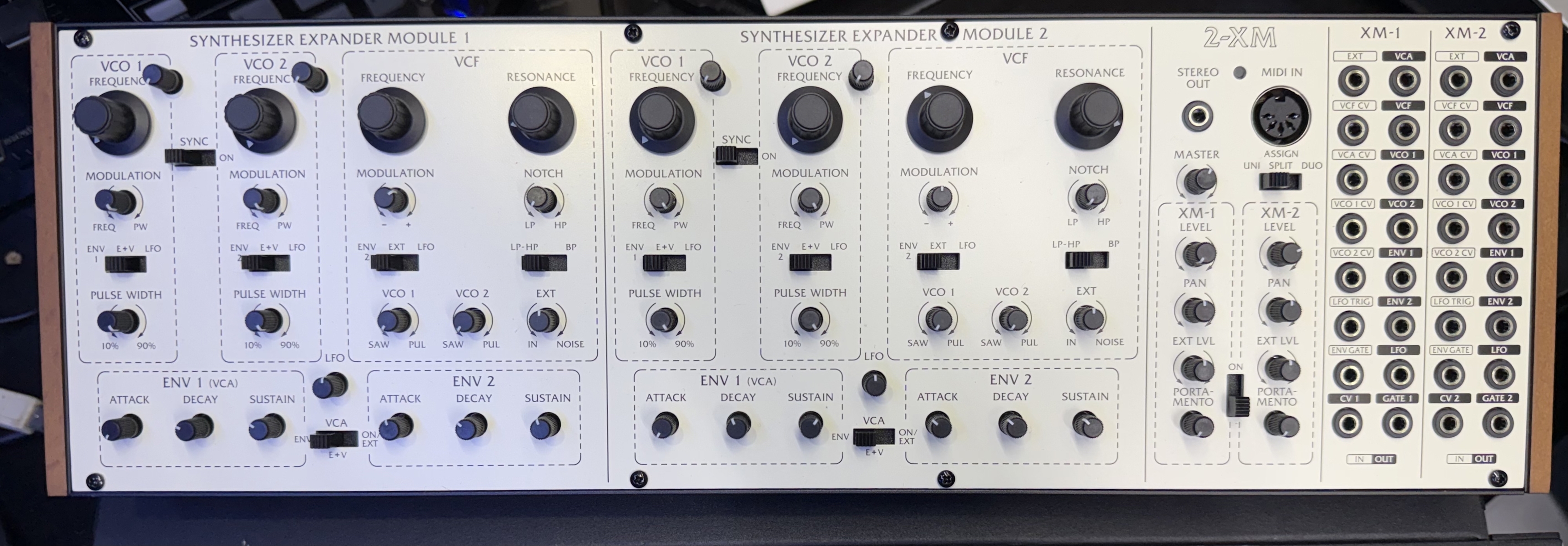DJ Setup by rettervondunkel featuring Behringer 2-XM Duophonic Analog Synthesizer Expander Module
