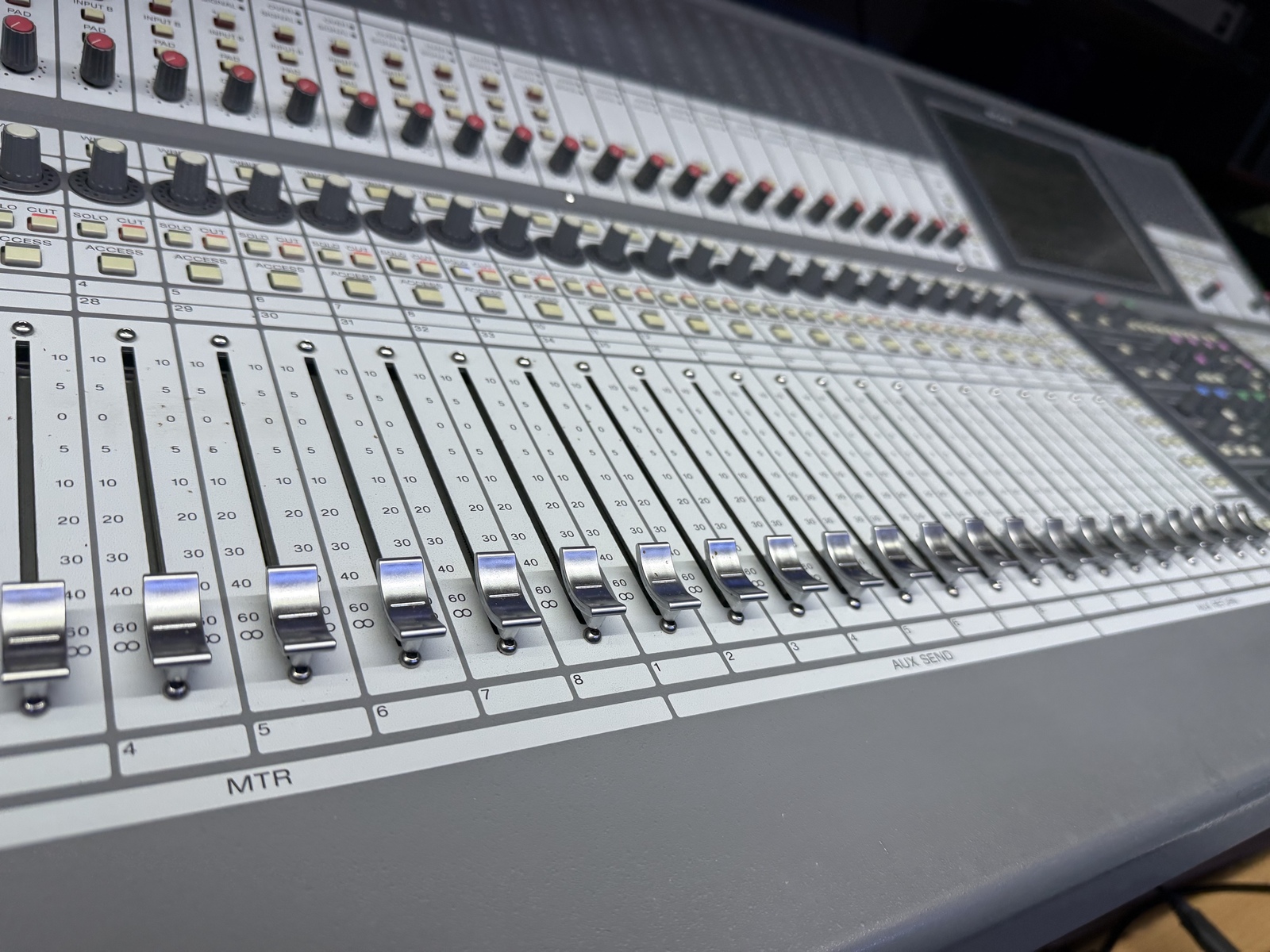 Studio Setup by rettervondunkel featuring Sony DMX-R100 Console