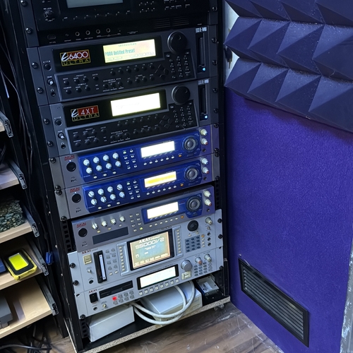 Akai Z4 - What To Know & Where To Buy | Equipboard