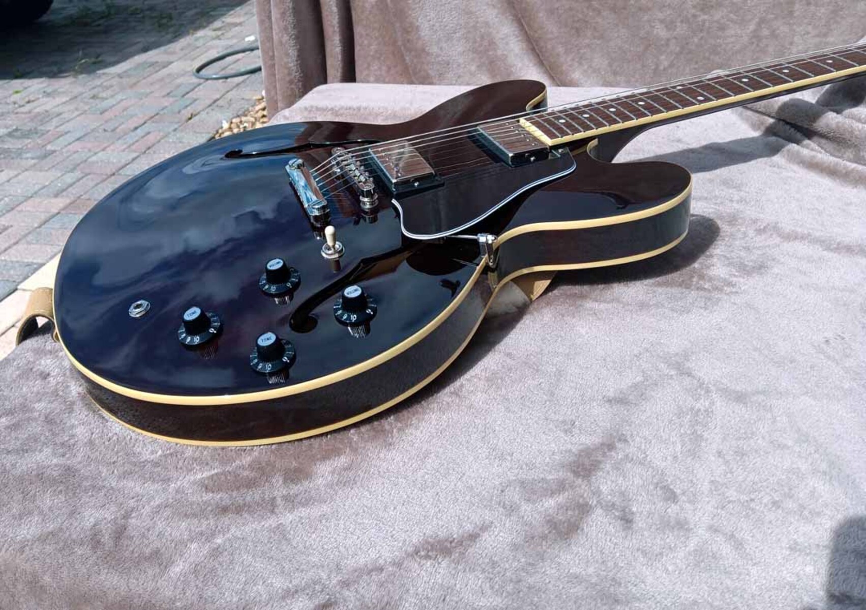 Music Gear Setup by jeremy_crockett featuring Epiphone Jim James Signature ES-335 Semi-Hollow