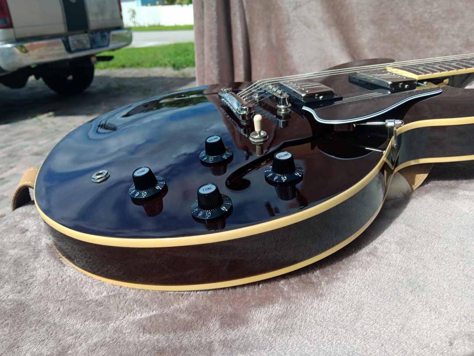 Music Gear Setup by jeremy_crockett featuring Epiphone Jim James Signature ES-335 Semi-Hollow