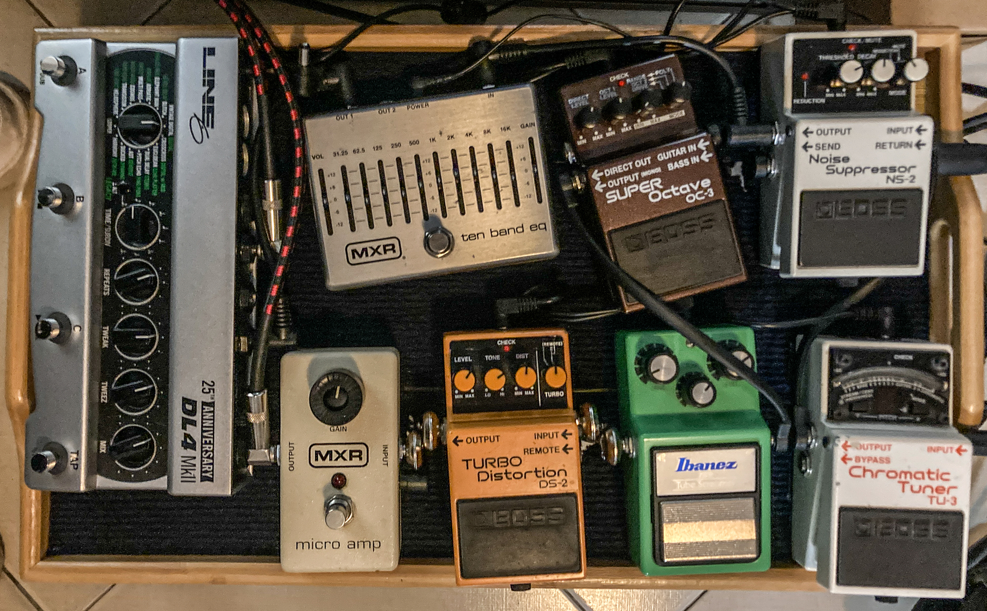 Boss Pedalboard by alecani featuring Boss TU-3 Chromatic Tuner, Ibanez TS9 Tube Screamer, and Boss DS-2 Turbo Distortion and 5 more pieces of gear