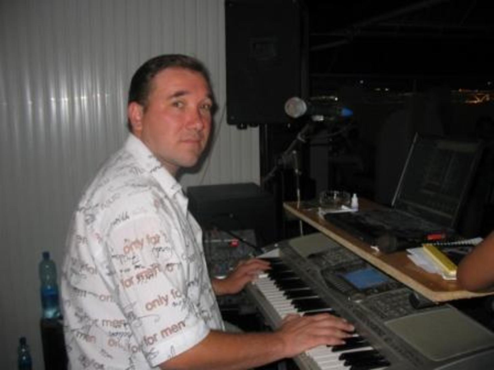 alex_gorelikoff's music gear photo