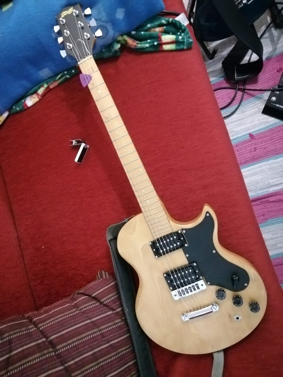 lothy's music gear photo